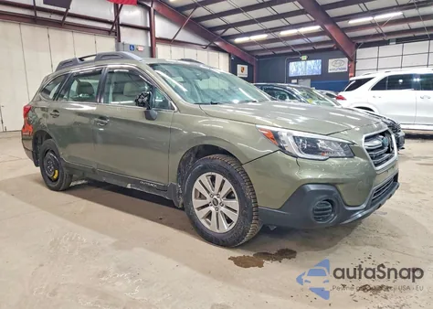 2018 Subaru Outback 2.5I z USA, uszkodzony, nr VIN 4S4BSAAC6J3297112